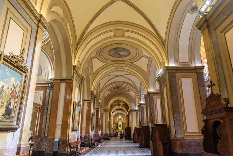 Argentina - Buenos Aires 018 - San Nicolás - catedral Metropolitana de Buenos Aires.jpg